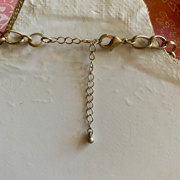 Cute Flower Cluster Beaded Necklace - Picture 5 of 7